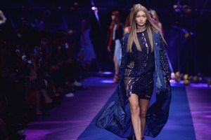 Versace RTW Spring 2017