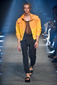 Versus RTW Spring 2017