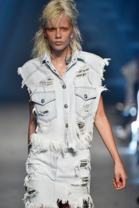 Versus RTW Spring 2017