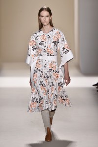 Victoria Beckham RTW Spring 2017