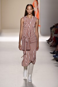 Victoria Beckham RTW Spring 2017