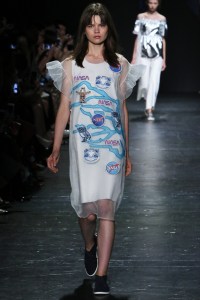 Vivienne Tam RTW Spring 2017