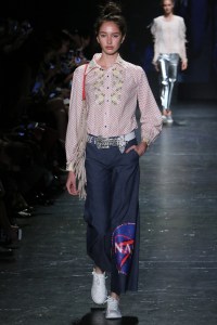 Vivienne Tam RTW Spring 2017
