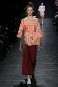 Vivienne Tam RTW Spring 2017