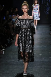 Vivienne Tam RTW Spring 2017