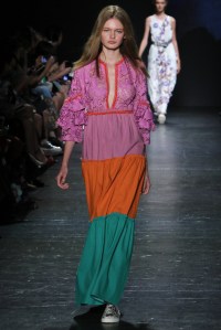Vivienne Tam RTW Spring 2017