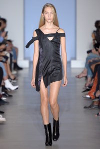 Yang Li RTW Spring 2017
