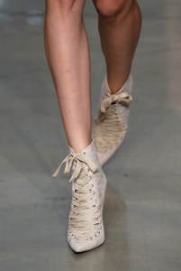 Details at Zimmermann RTW Spring 2017