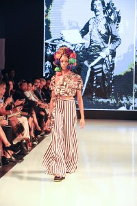 Jajaka by Ivan Gunawan RTW Spring 2017