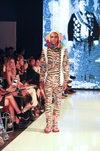 Jajaka by Ivan Gunawan RTW Spring 2017