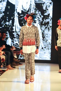 Jajaka by Ivan Gunawan RTW Spring 2017