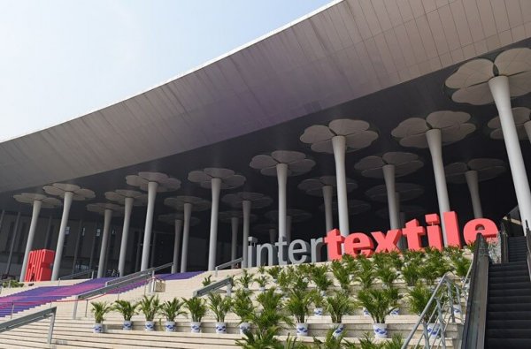 What Western Buyers Are Still Sourcing China