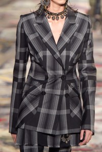 Alexander McQueen RTW Spring 2017