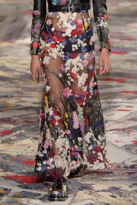 Alexander McQueen RTW Spring 2017