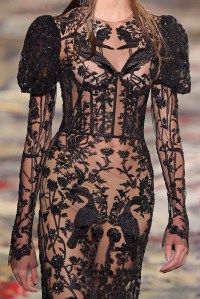 Alexander McQueen RTW Spring 2017