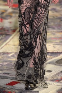 Alexander McQueen RTW Spring 2017