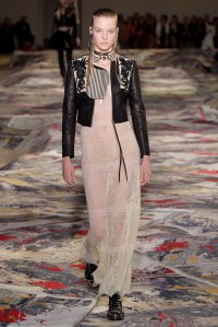 Alexander McQueen RTW Spring 2017
