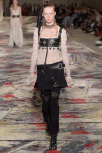 Alexander McQueen RTW Spring 2017