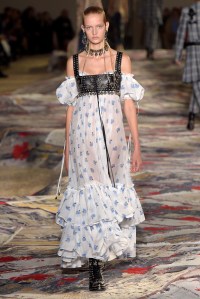 Alexander McQueen RTW Spring 2017