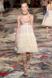 Alexander McQueen RTW Spring 2017