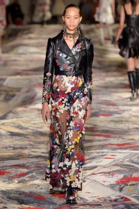 Alexander McQueen RTW Spring 2017