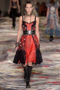Alexander McQueen RTW Spring 2017