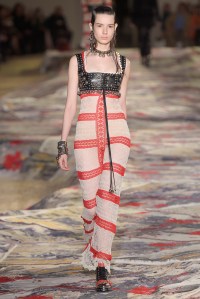 Alexander McQueen RTW Spring 2017