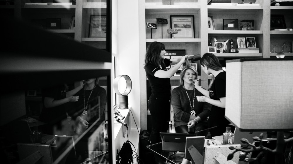 A client based in Buckhead, Ga. used mobile app colour to book an appointment to get her hair styled in her home.