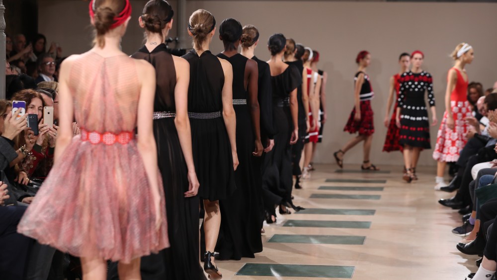 Azzedine Alaïa RTW Spring 2017