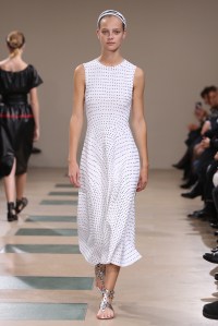 Azzedine Alaïa RTW Spring 2017 Paris