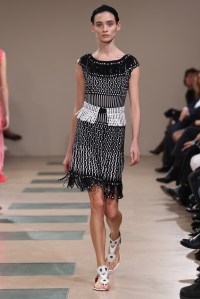 Azzedine Alaïa RTW Spring 2017 Paris