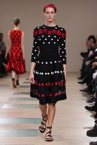 Azzedine Alaïa RTW Spring 2017 Paris