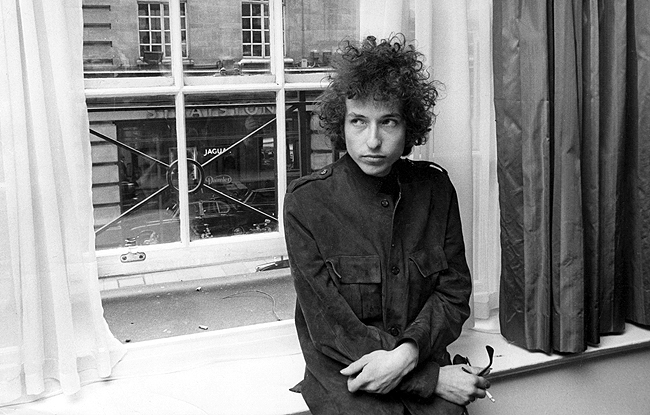 Bob Dylan Wins Nobel Literature Prize, Photos of his Style