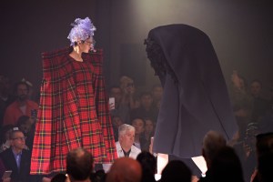 Comme des Garcons RTW Spring 2017
