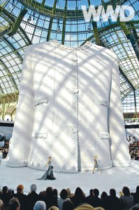 chanel spring couture 2008 giant jacket runway shot