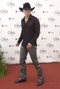 Kenny Chesney in 2003