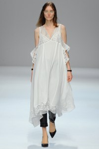Dressedundressed RTW Spring 2017 Tokyo Fashion Week