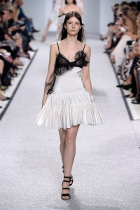 Giambattista Valli RTW Spring 2017