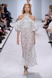 Giambattista Valli RTW Spring 2017