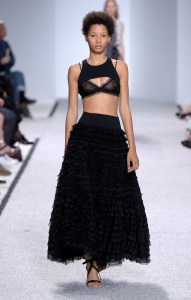 Giambattista Valli RTW Spring 2017