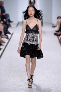 Giambattista Valli RTW Spring 2017