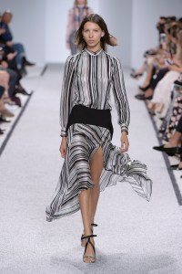 Giambattista Valli RTW Spring 2017