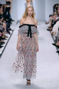Giambattista Valli RTW Spring 2017