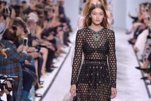 Giambattista Valli RTW Spring 2017
