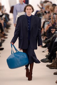 Balenciaga RTW Spring 2017