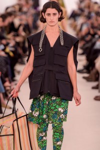 Balenciaga RTW Spring 2017
