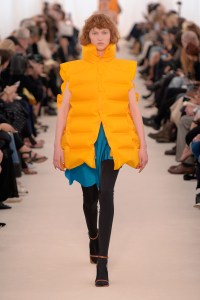 Balenciaga RTW Spring 2017