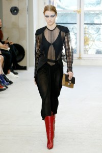 Louis Vuitton RTW Spring 2017