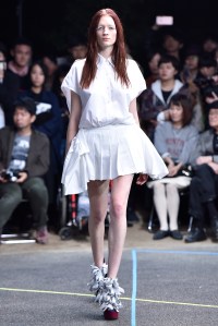 Mikio Sakabe RTW Spring 2017 Tokyo Fashion Week