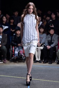Mikio Sakabe RTW Spring 2017 Tokyo Fashion Week